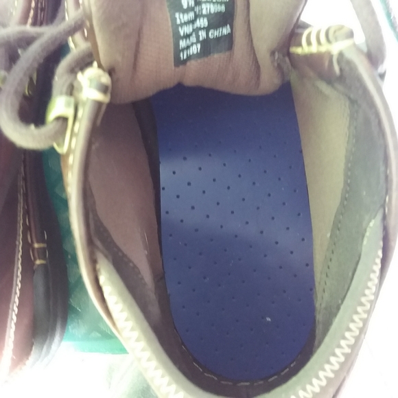 'LL Bean Men's Leather Boots. - Picture 9 of 10